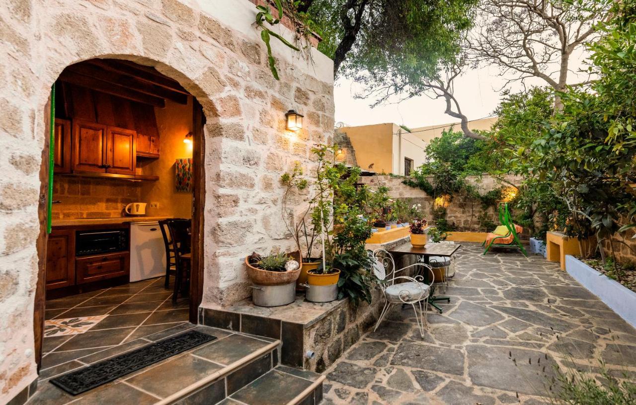 Secret Garden - Old Town Apartment Rhodes City Exterior foto