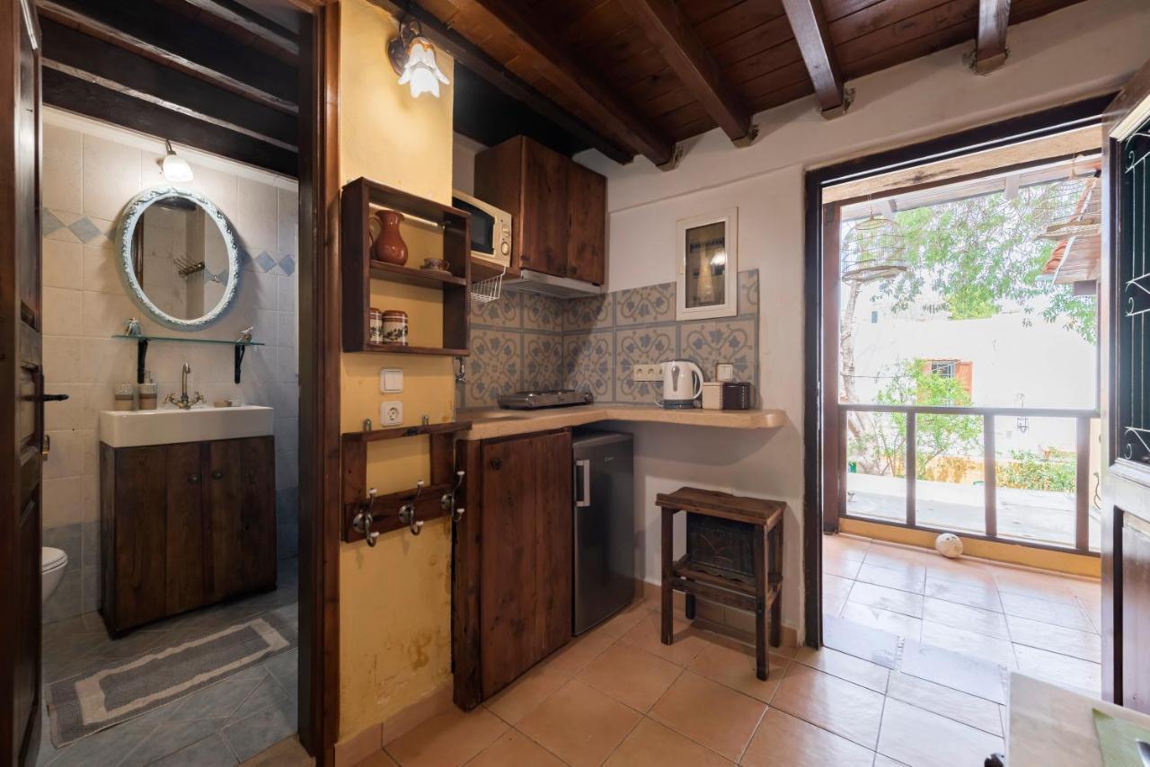 Secret Garden - Old Town Apartment Rhodes City Exterior foto
