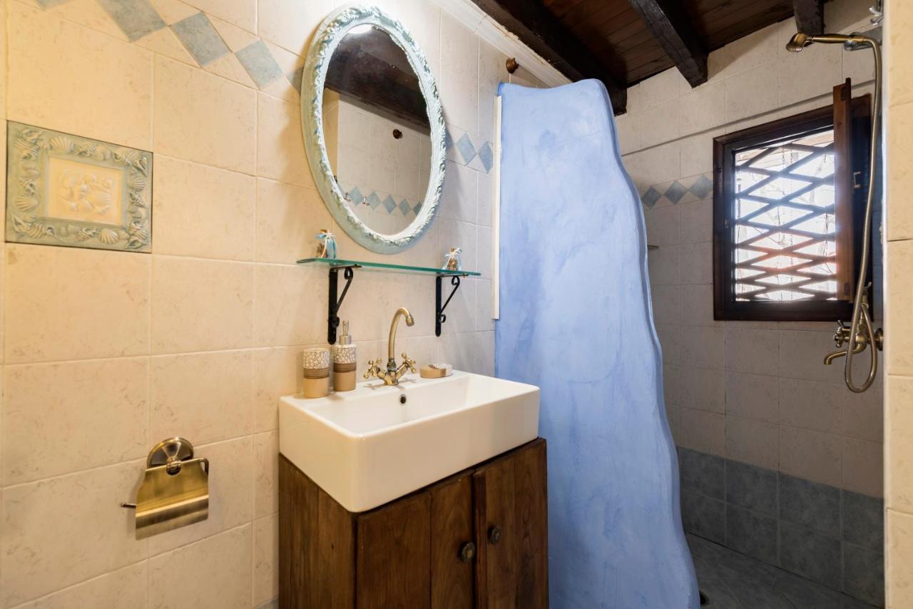 Secret Garden - Old Town Apartment Rhodes City Exterior foto